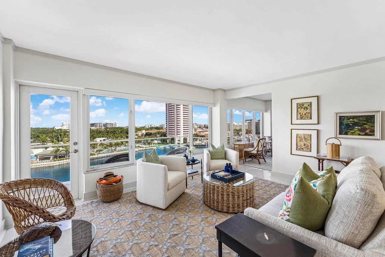 008-701EastCaminoReal-9G-BocaRaton-FL-33
