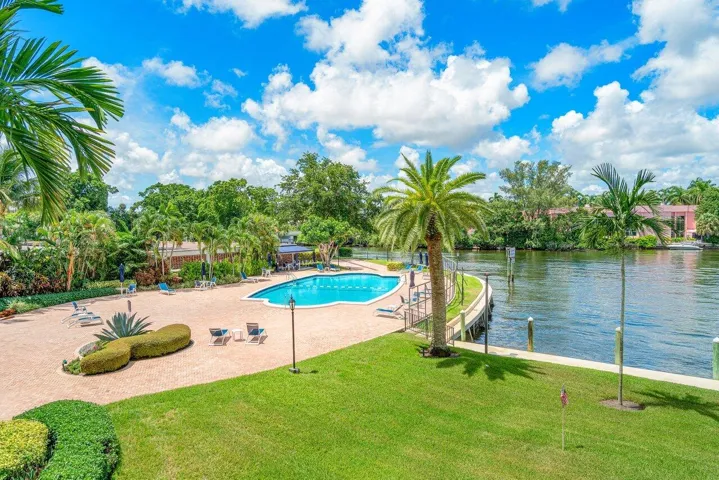 026-701EastCaminoReal-9G-BocaRaton-FL-33