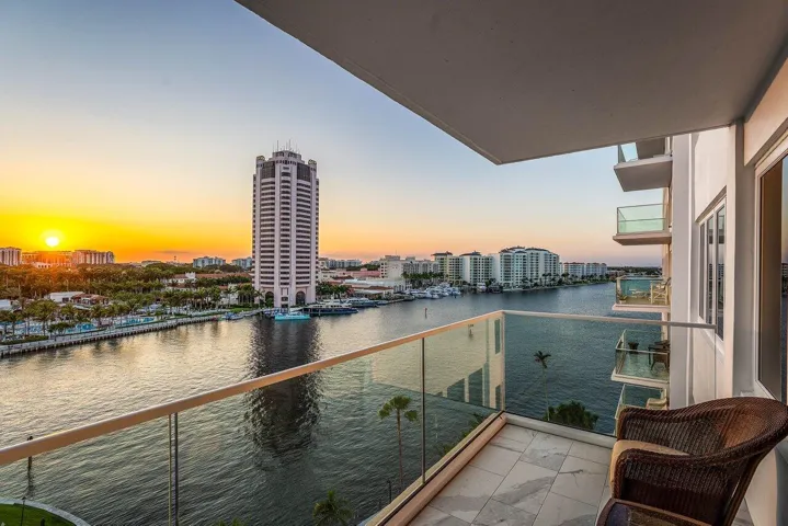 066-701EastCaminoReal-9G-BocaRaton-FL-33