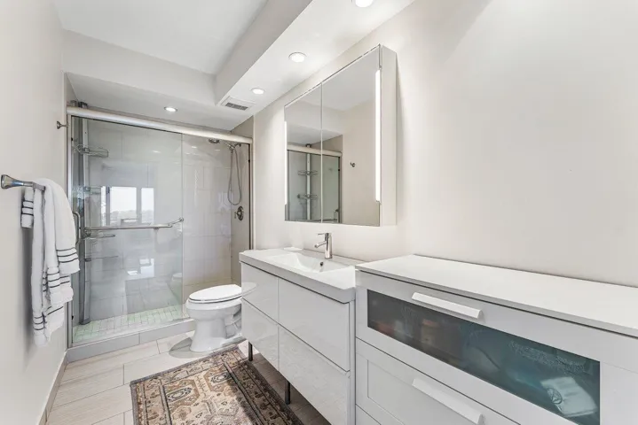 021-701EastCaminoReal-9G-BocaRaton-FL-33