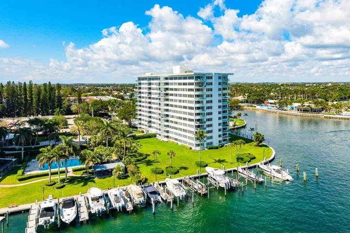 041-701EastCaminoReal-9G-BocaRaton-FL-33