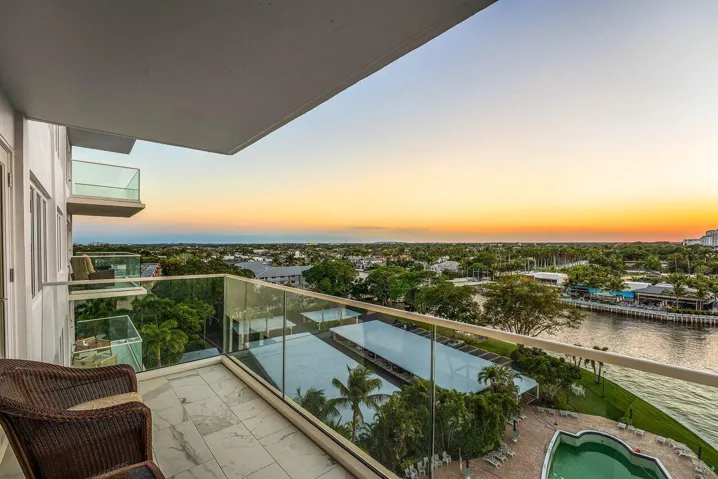 068-701EastCaminoReal-9G-BocaRaton-FL-33