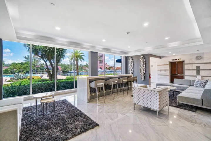027-701EastCaminoReal-9G-BocaRaton-FL-33