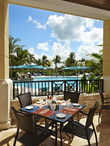 Bistro Dining