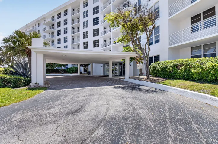 Circular Driveway - Building Entry