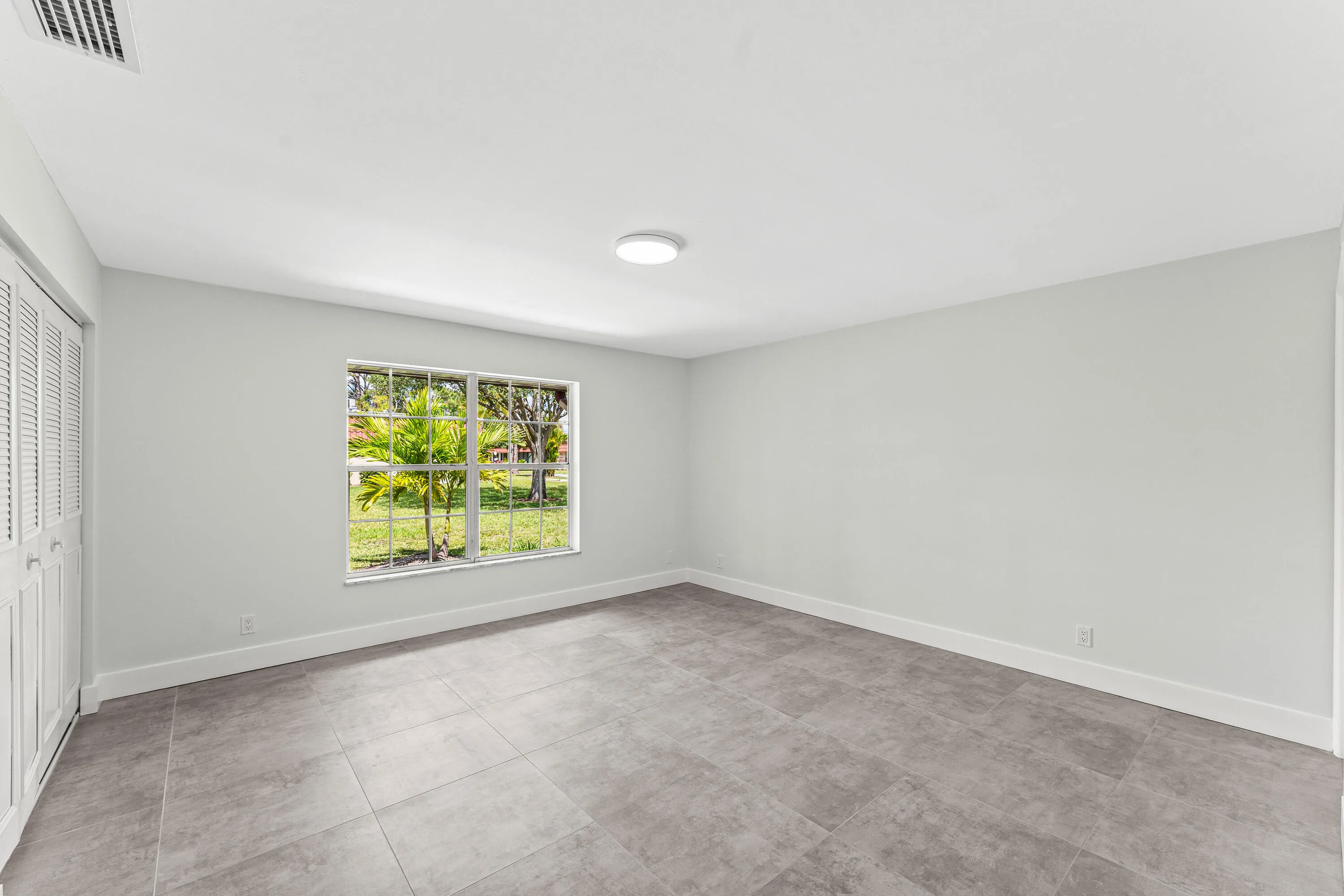 023-711LaconiaCircle-B-Greenacres-FL-334