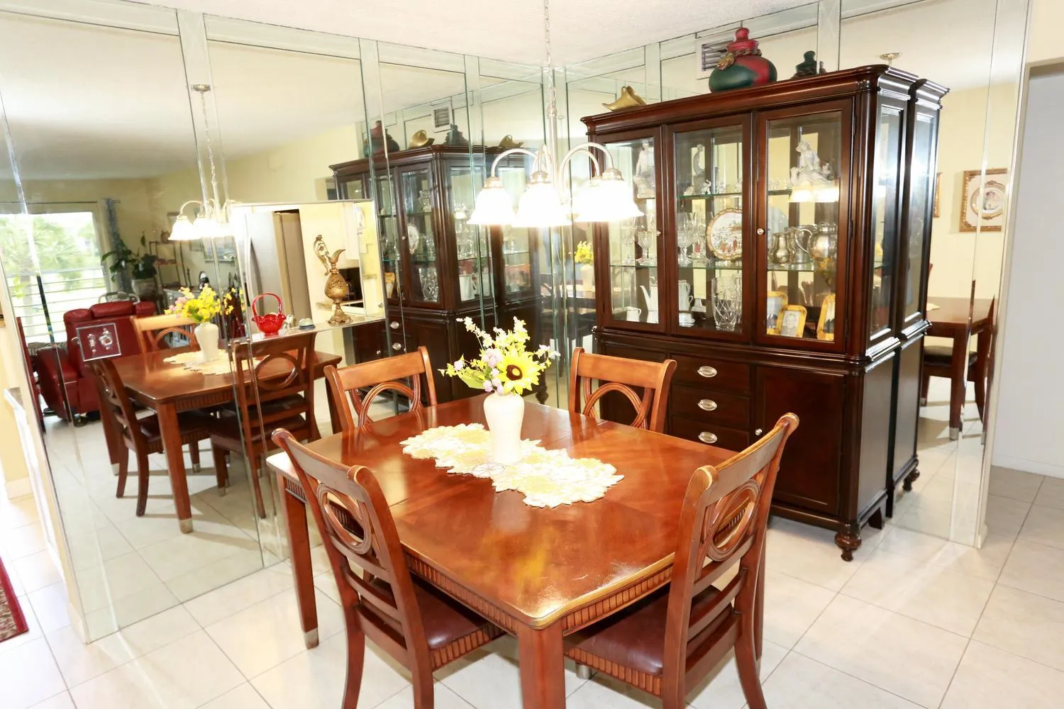 017-035-Dining Room-1500x1000
