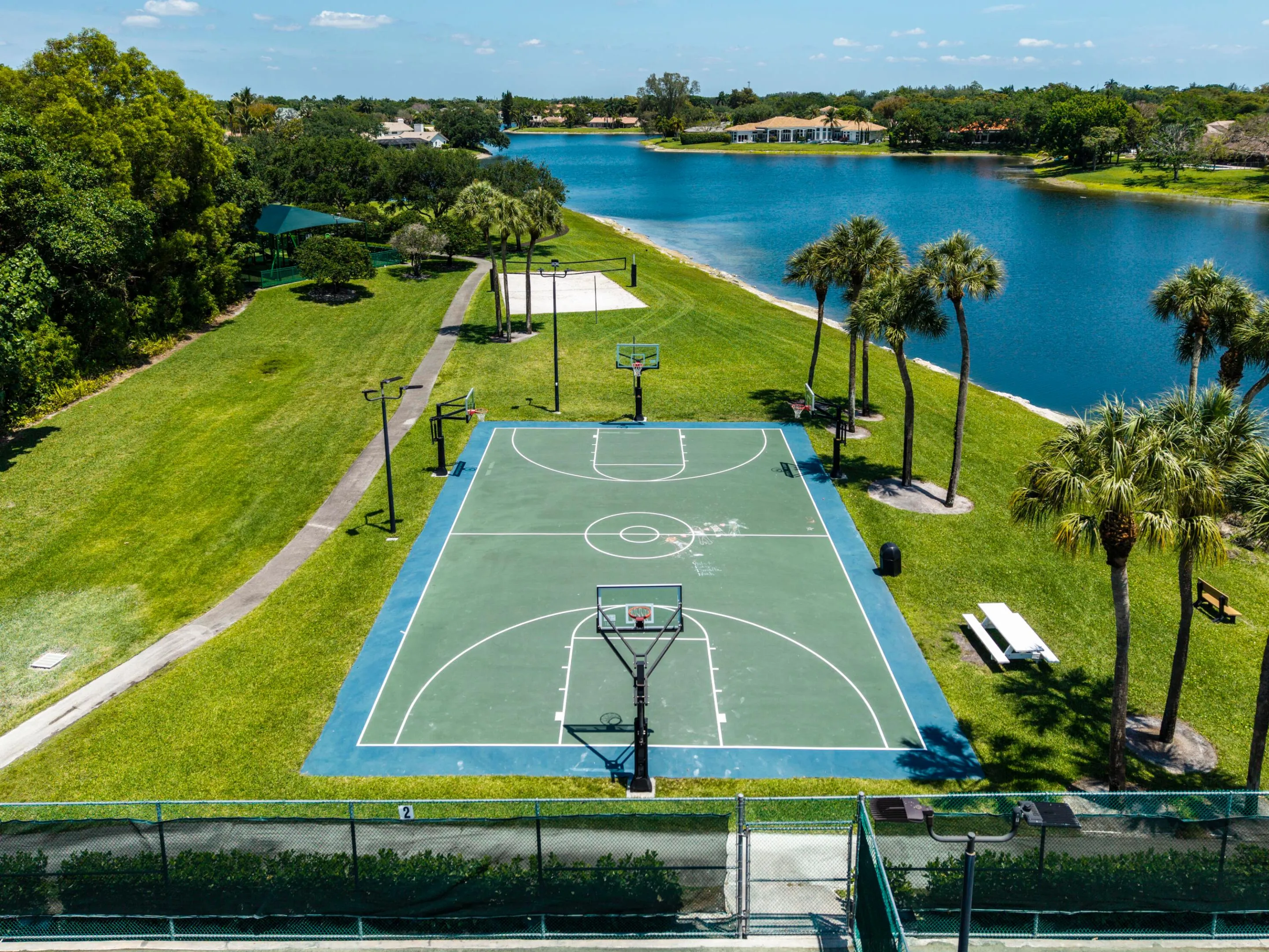 Property photo 100