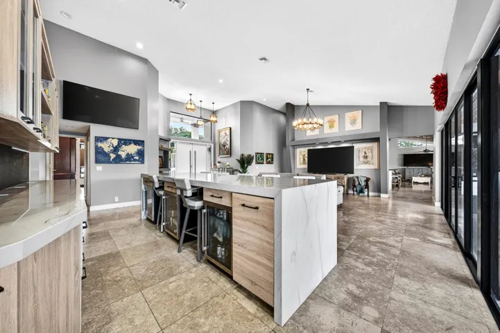 008-053-Living Room-4000x2662