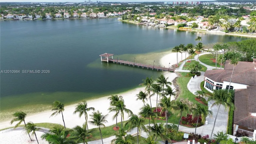 Photo 34
