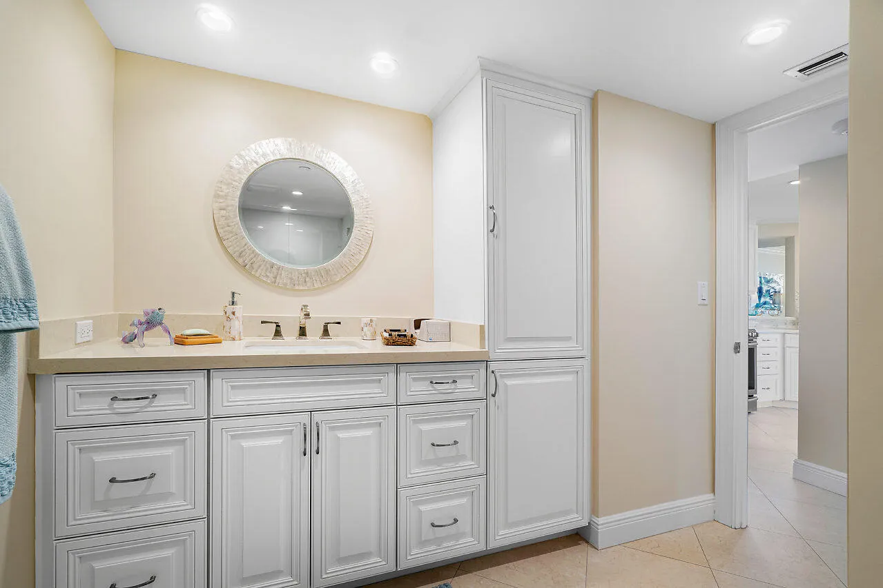 Guest bathroom