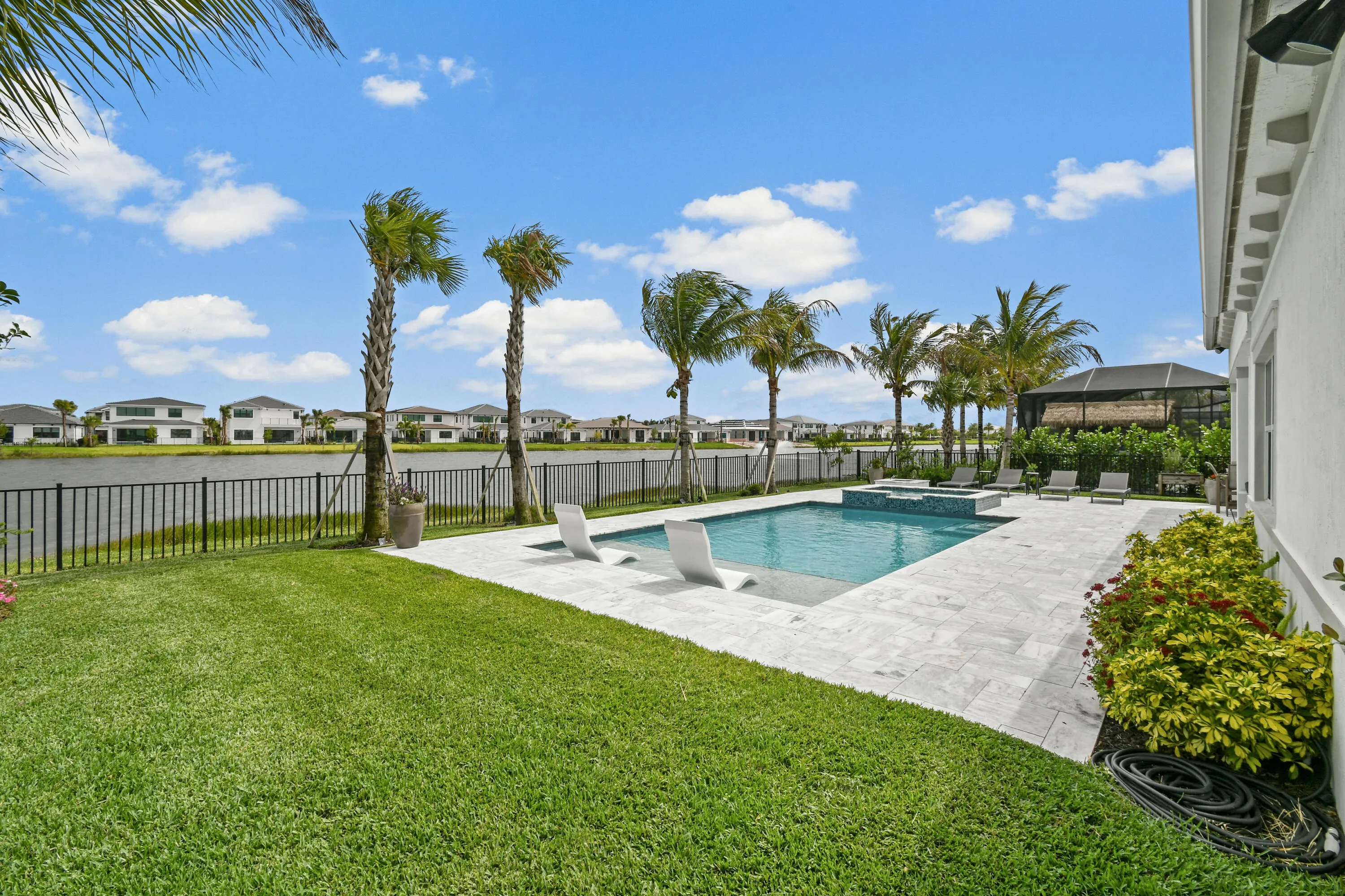 10870StellarCir(84)