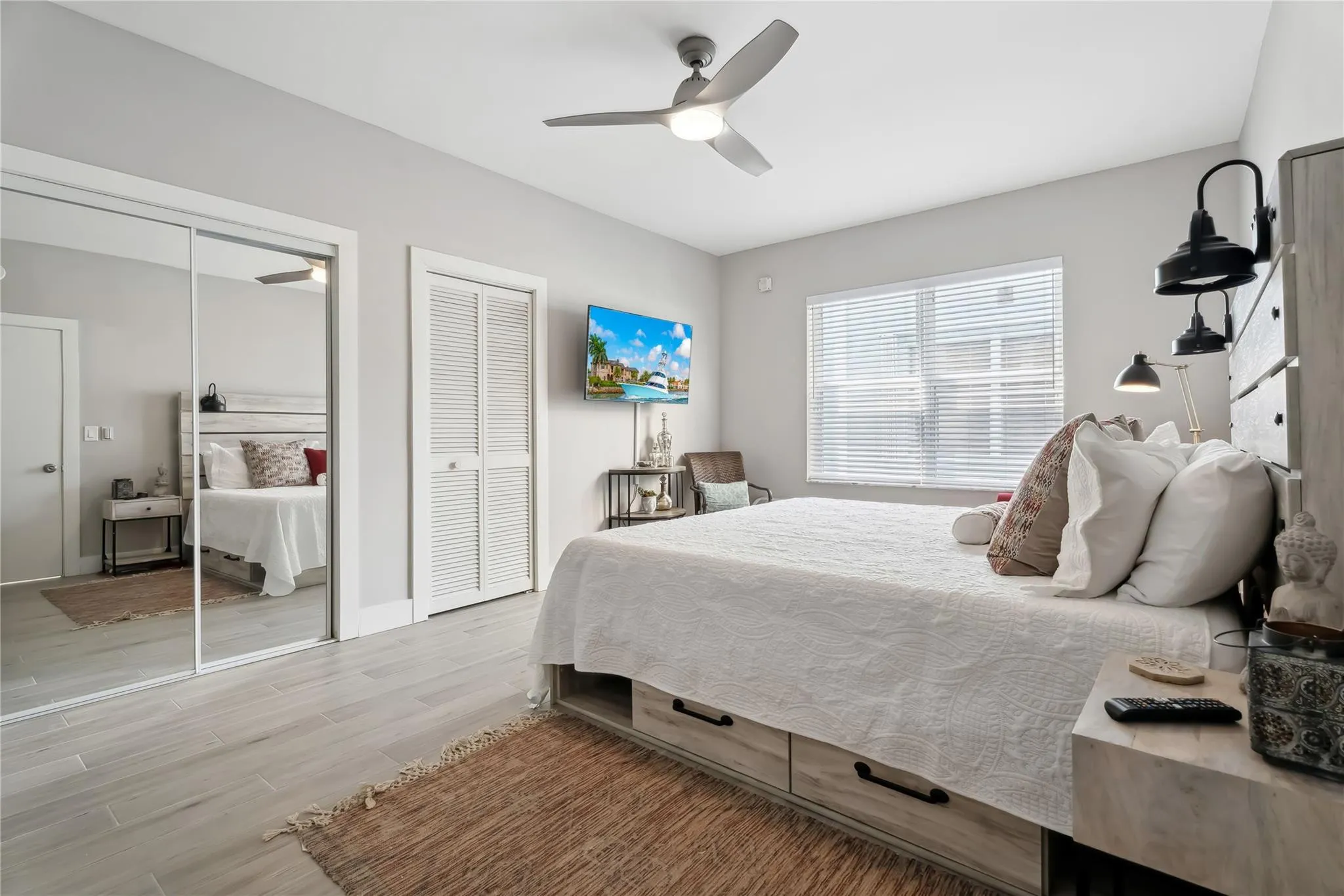 Spacious bedroom