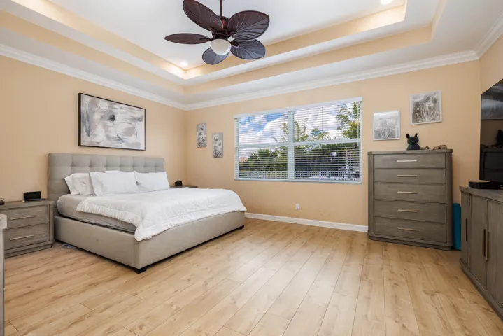 Spacious Main Bedroom