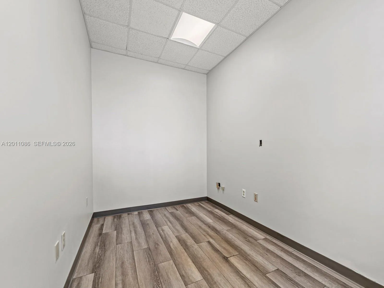 Property photo 35
