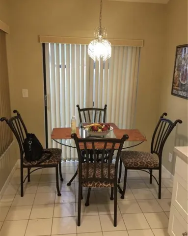 Eat-in Area