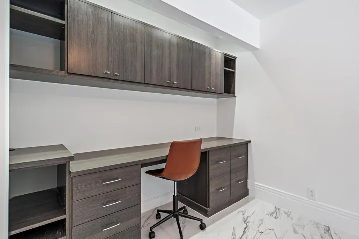BR 3/OFFICE