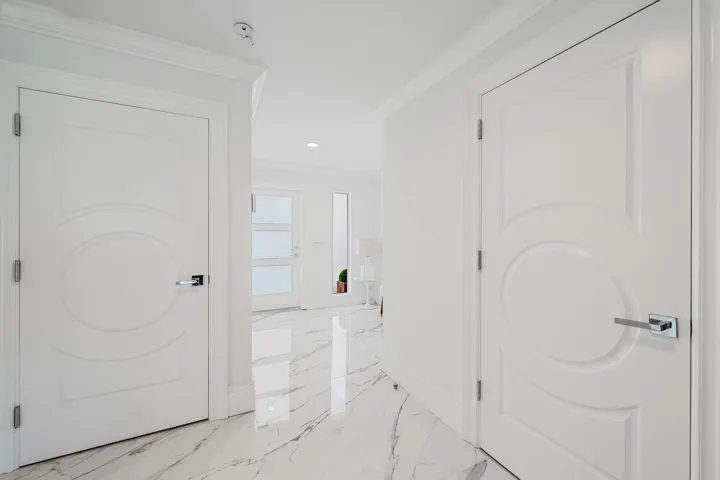 ENTRANCE W/ CUSTOM DOORS