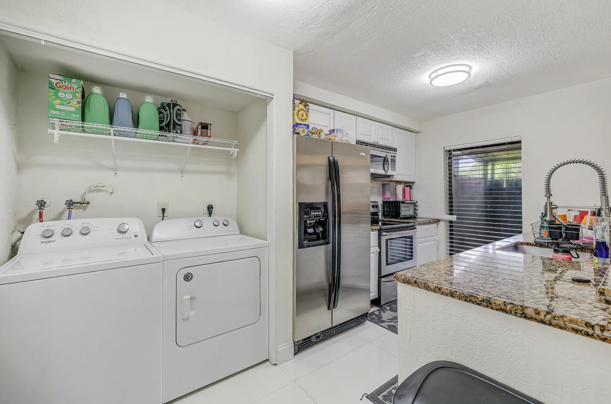 4003 W Woodscape Dr #2K-28