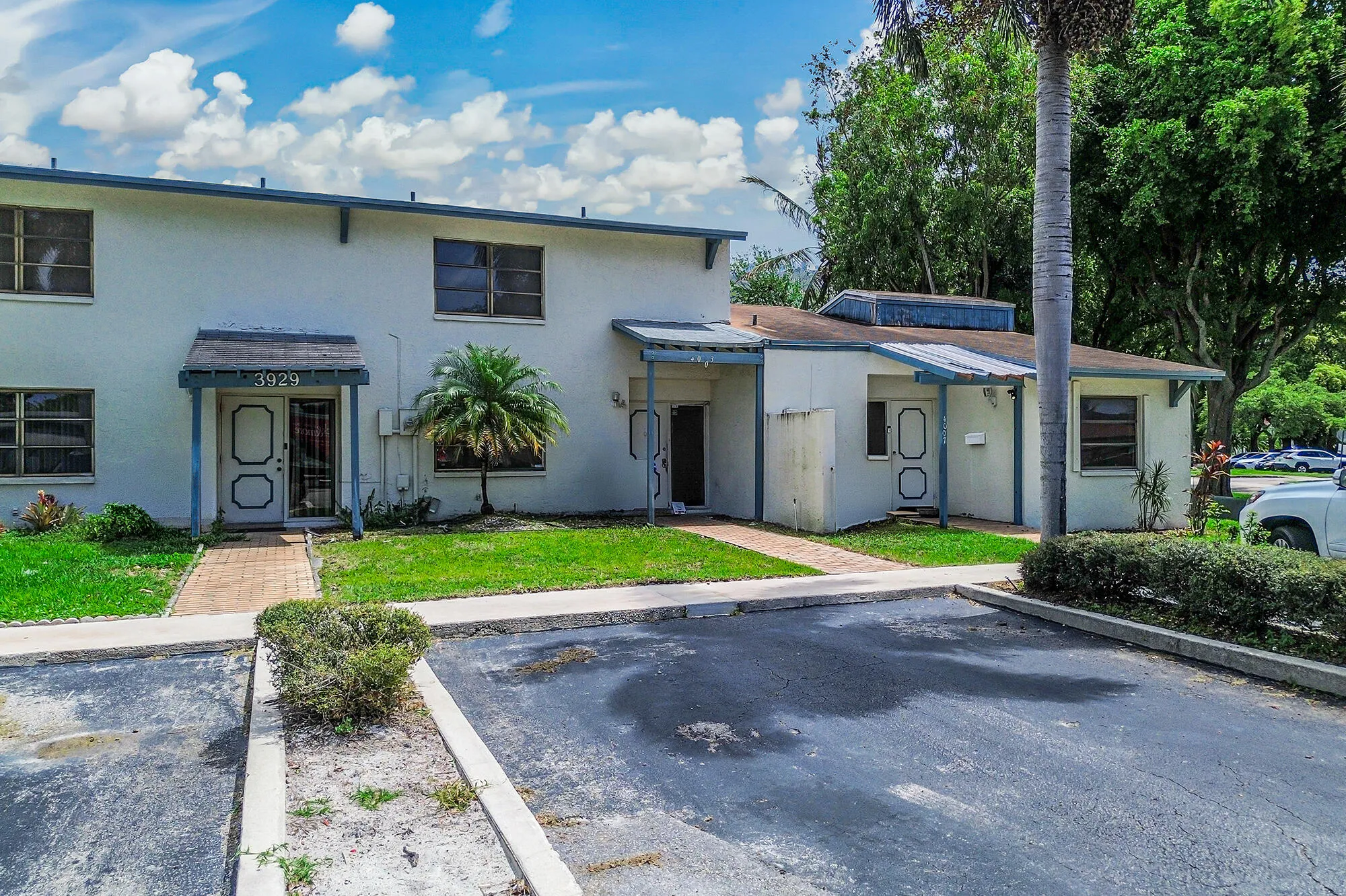 4003 W Woodscape Dr #2K-2