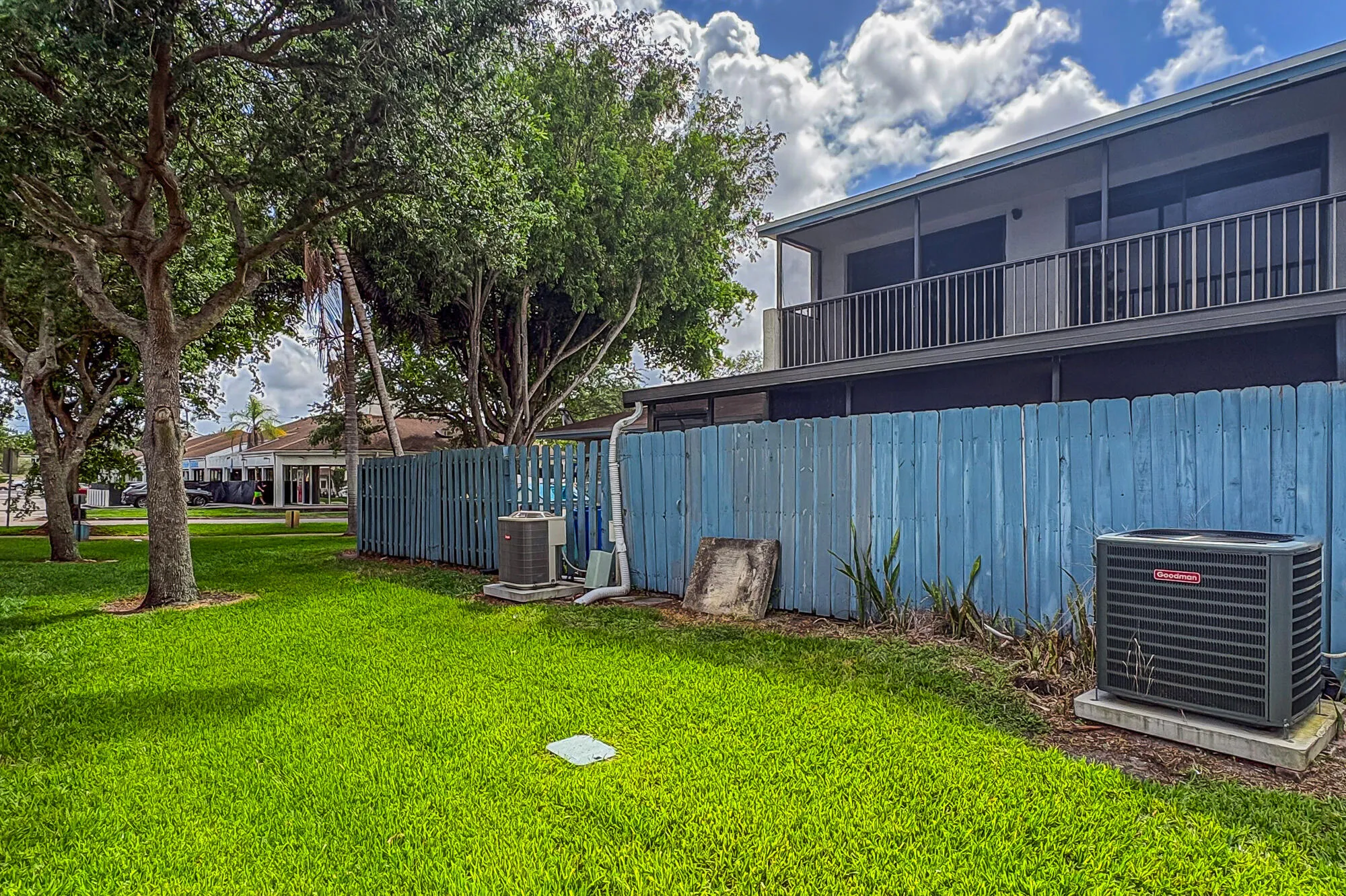 4003 W Woodscape Dr #2K-49