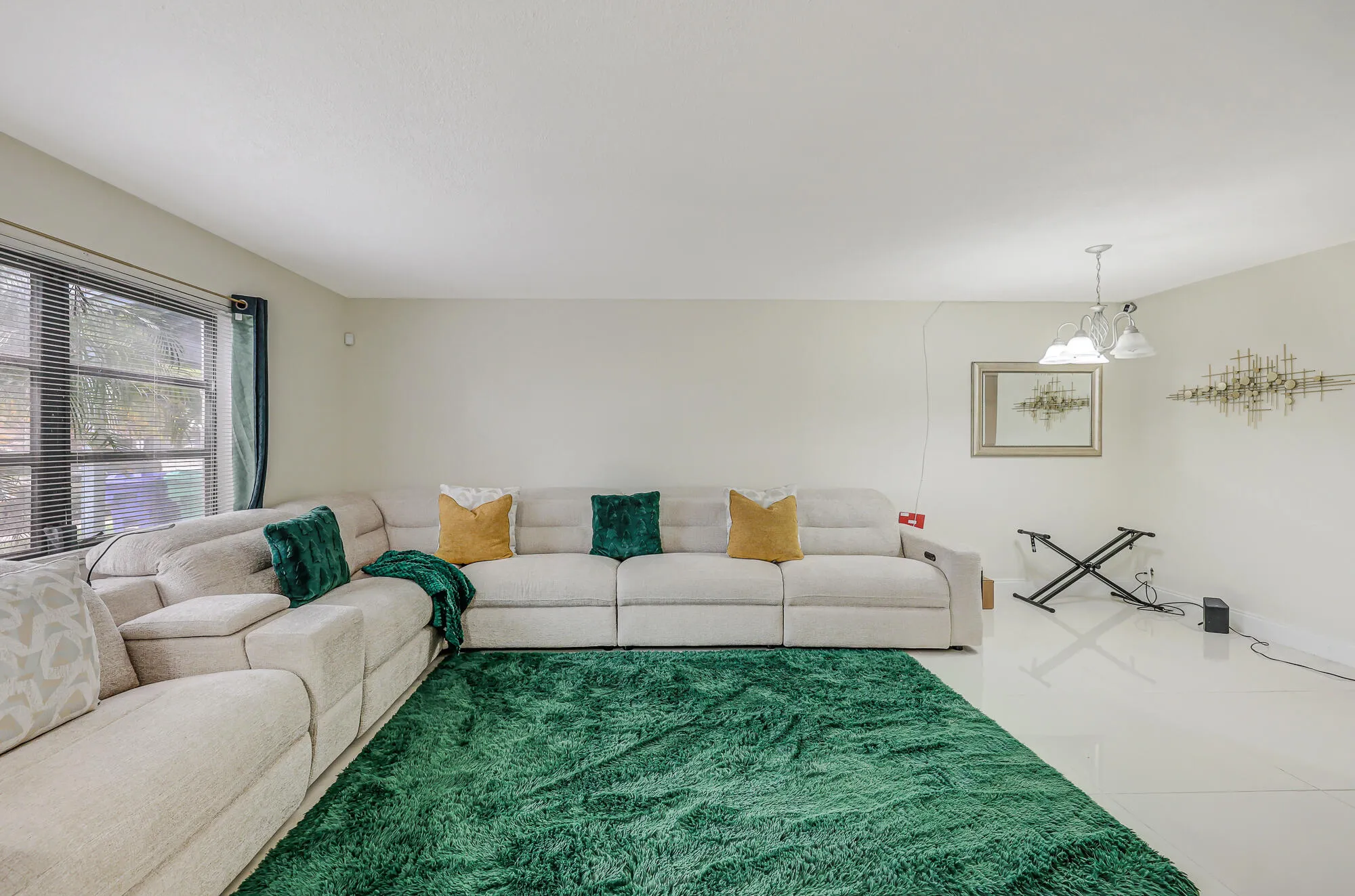 4003 W Woodscape Dr #2K-19