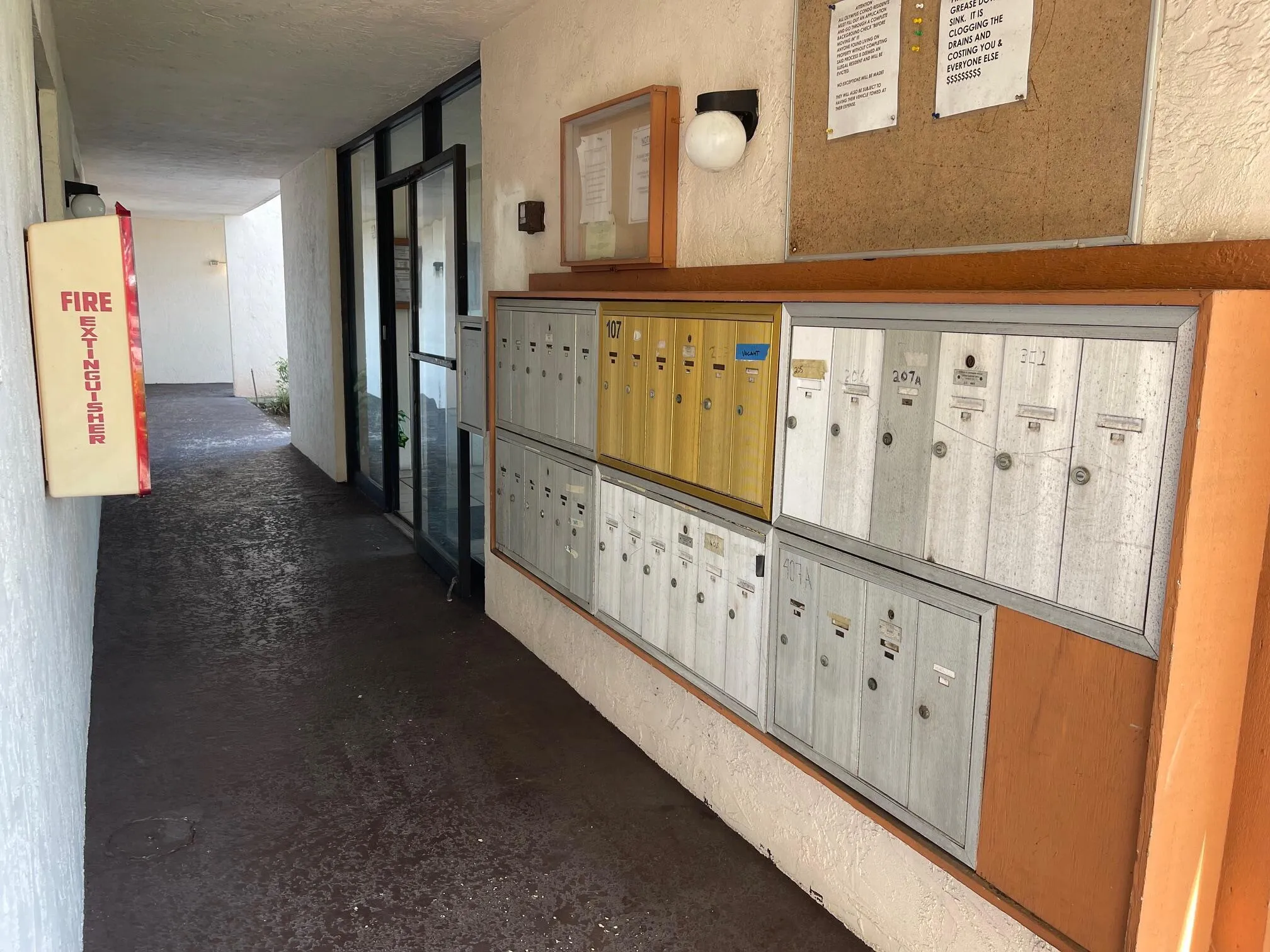 MAILBOXES