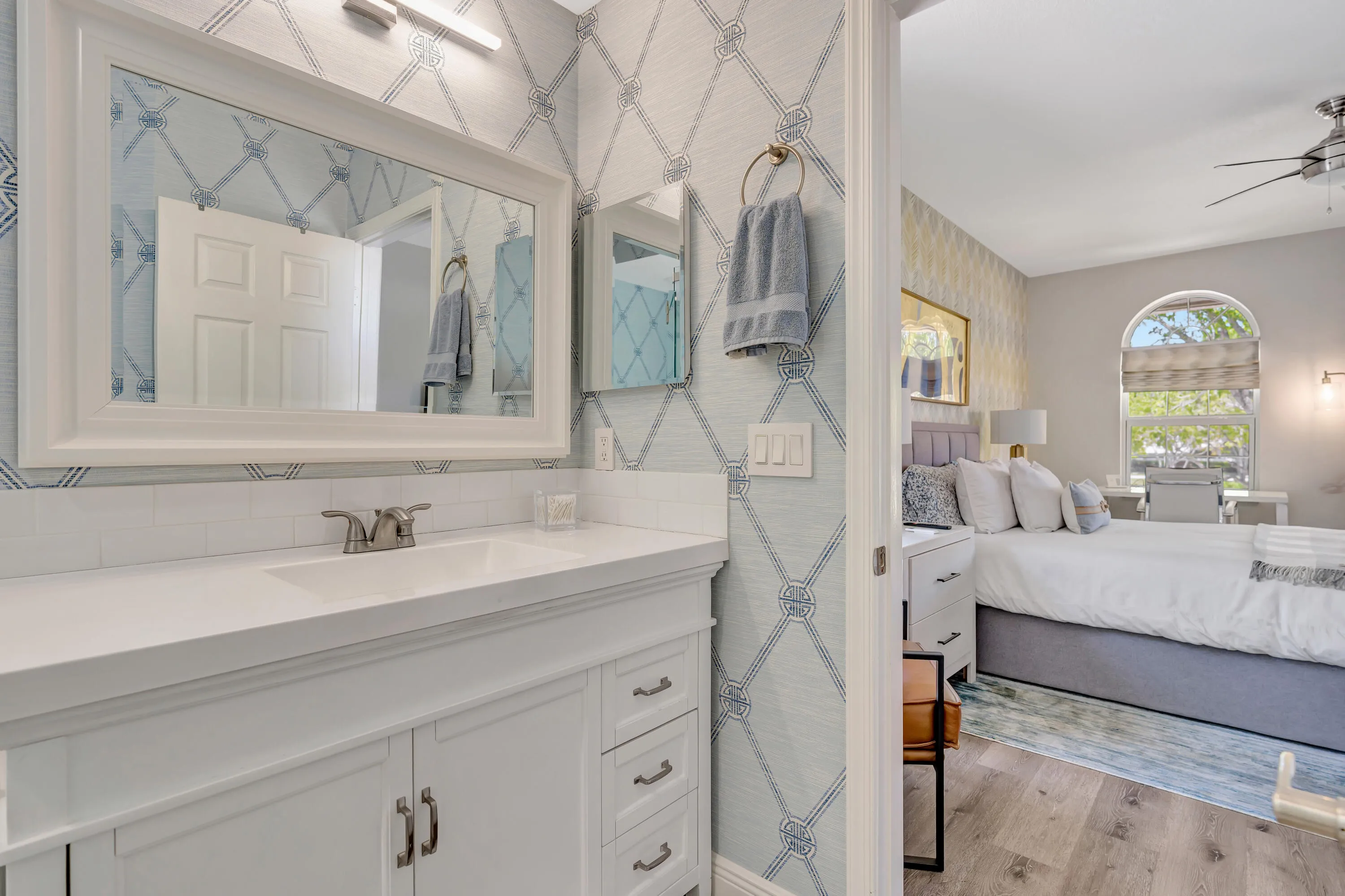Master bathroom & Bedroom