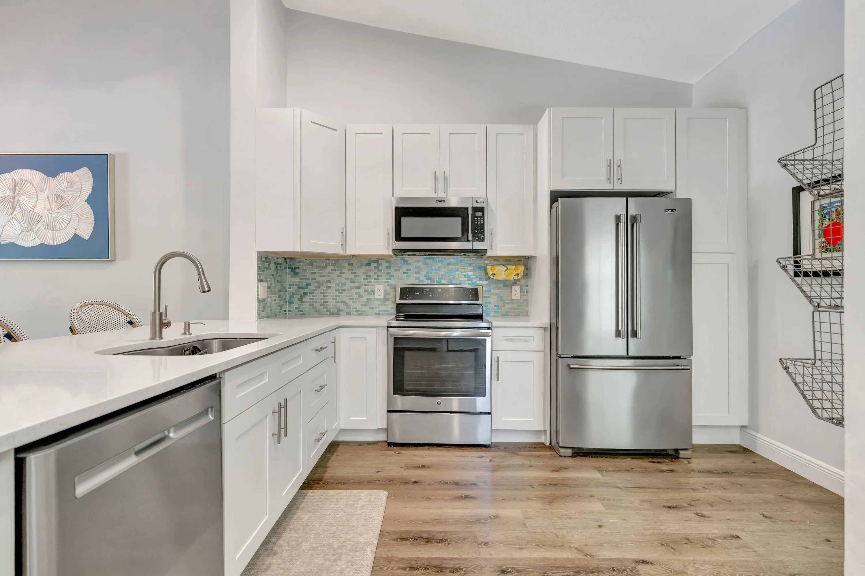 Renovated kitchen, new appliances