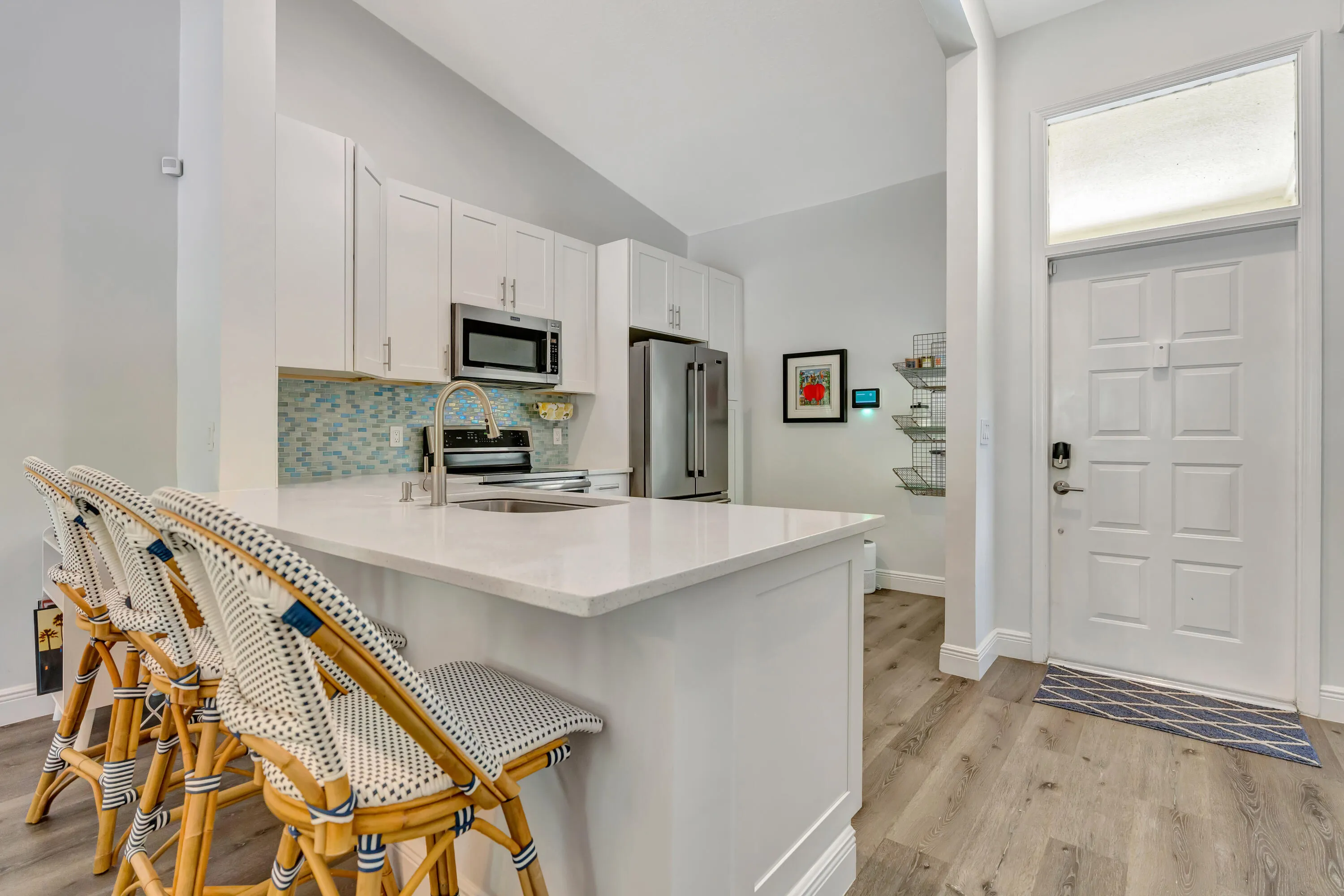 Kitchen/ Entry way