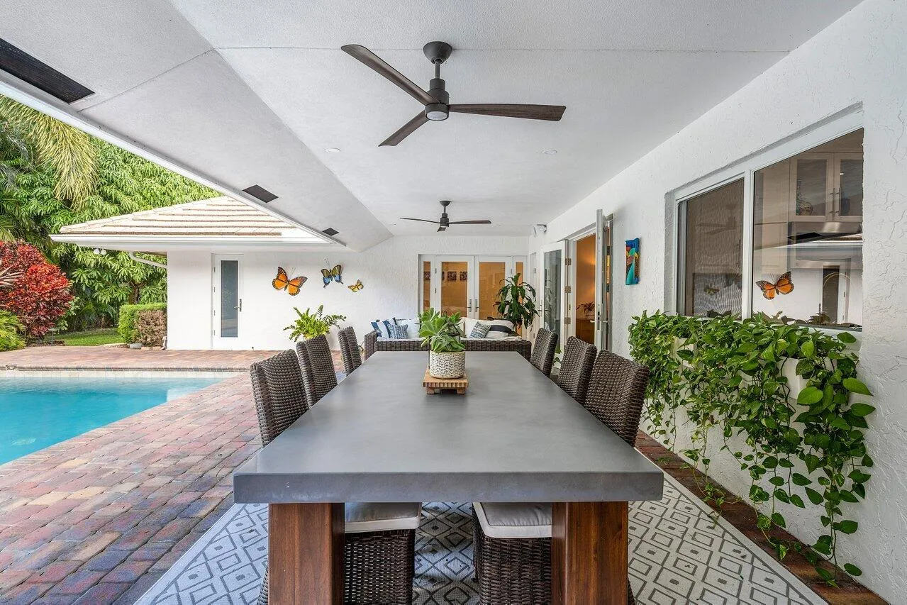 040-3765KingsWay-BocaRaton-FL-33434-SMAL