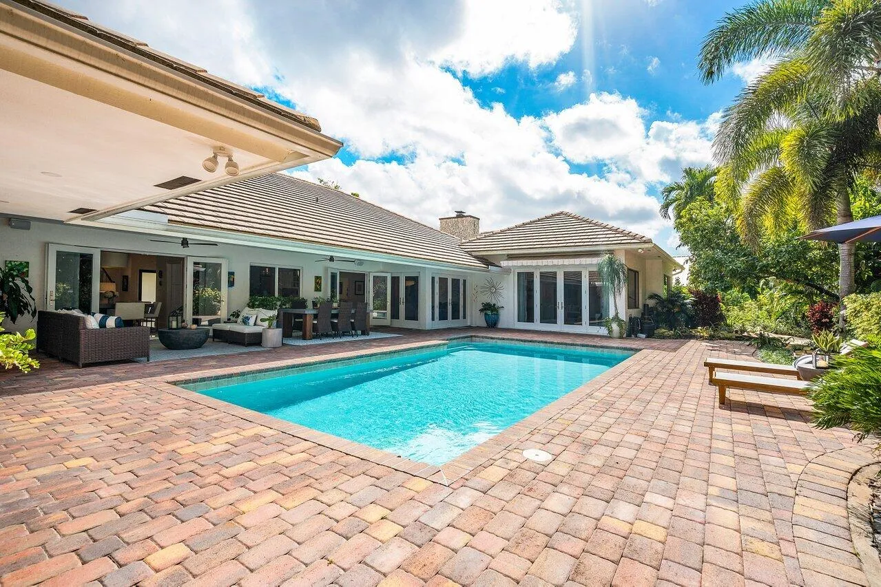 045-3765KingsWay-BocaRaton-FL-33434-SMAL