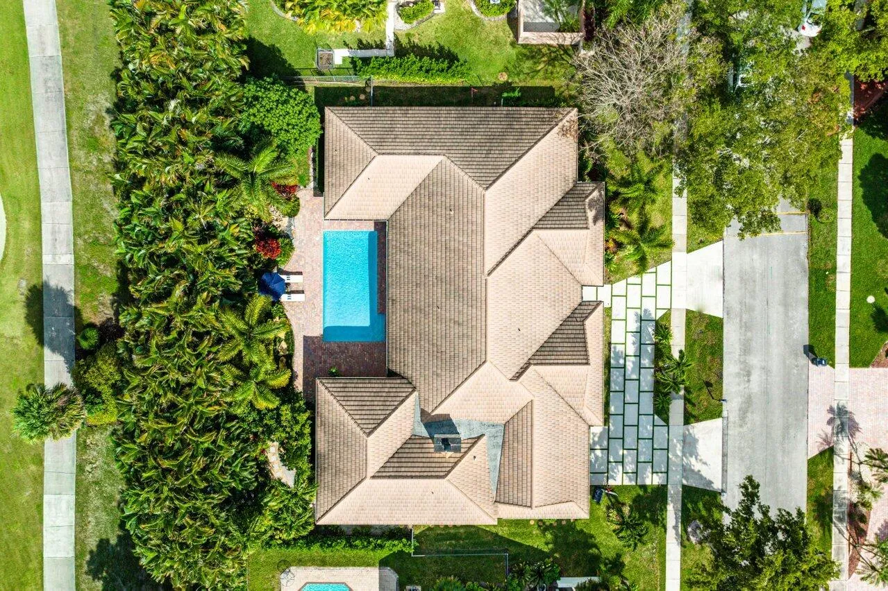 049-3765KingsWay-BocaRaton-FL-33434-SMAL
