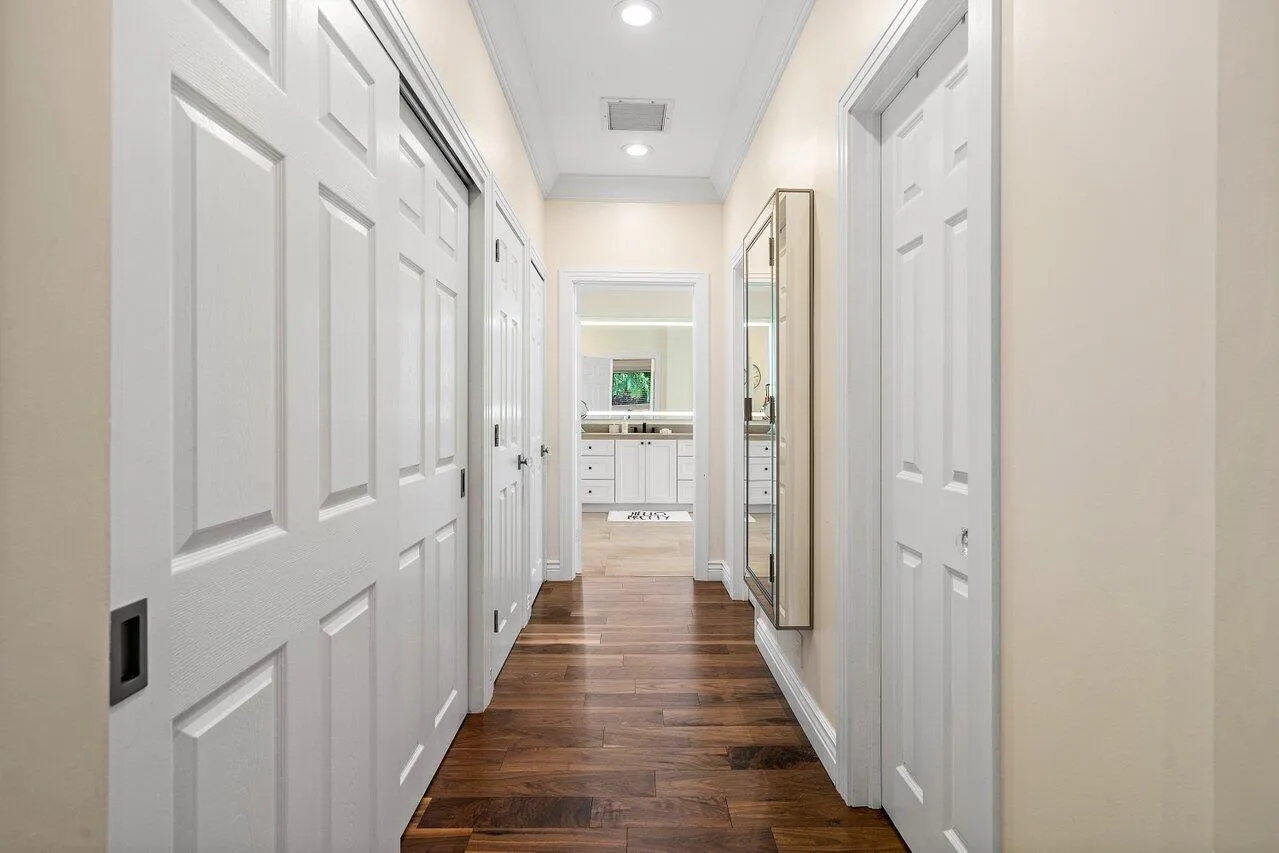 036-3765KingsWay-BocaRaton-FL-33434-SMAL