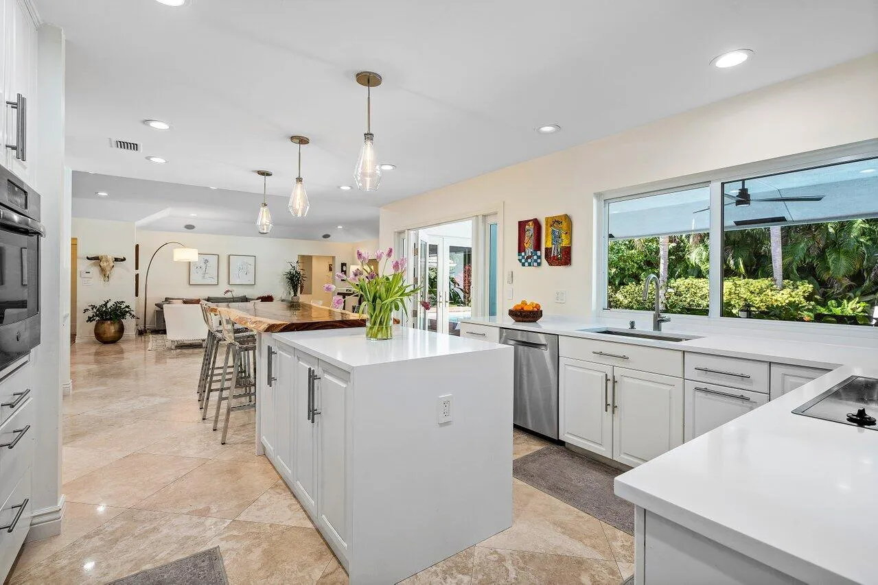 016-3765KingsWay-BocaRaton-FL-33434-SMAL