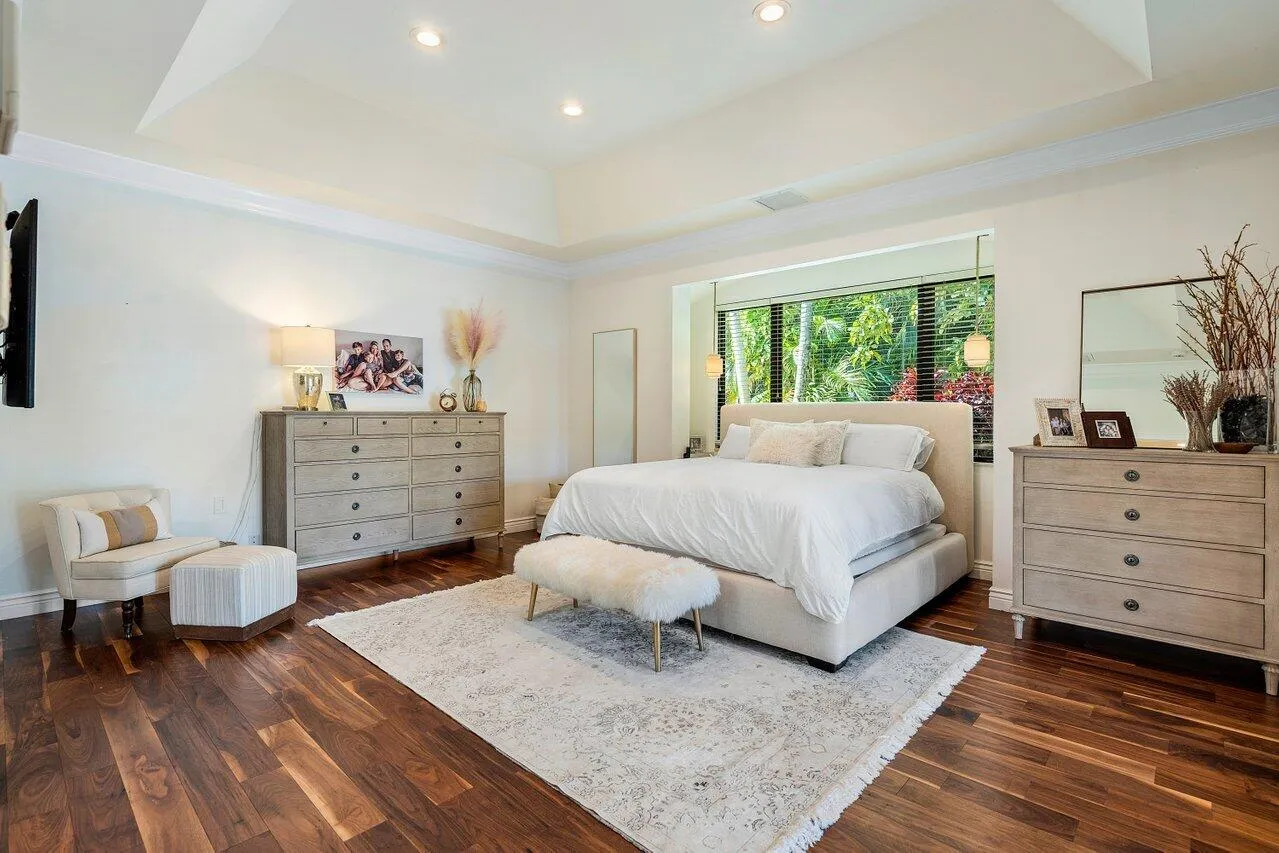 031-3765KingsWay-BocaRaton-FL-33434-SMAL