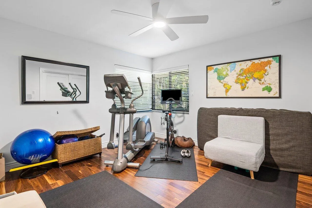 030-3765KingsWay-BocaRaton-FL-33434-SMAL