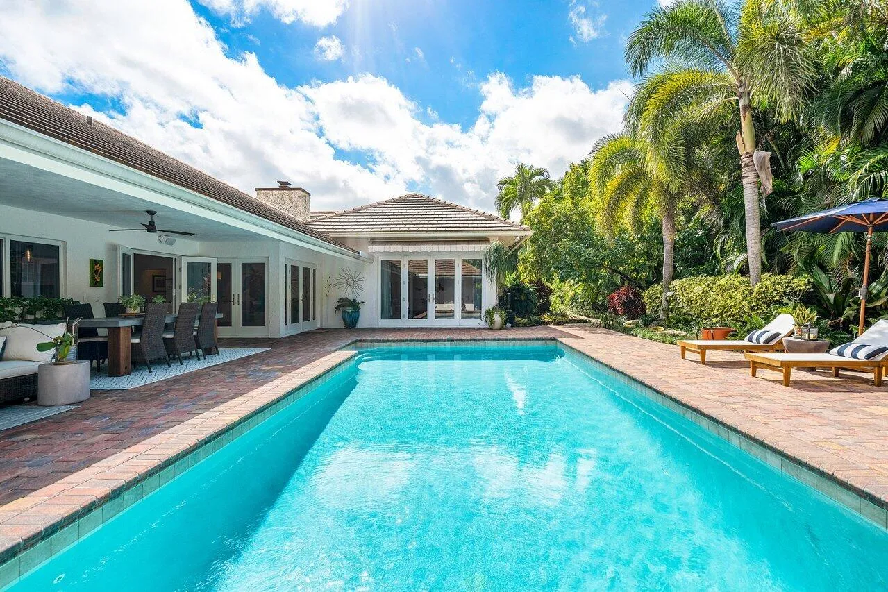 046-3765KingsWay-BocaRaton-FL-33434-SMAL