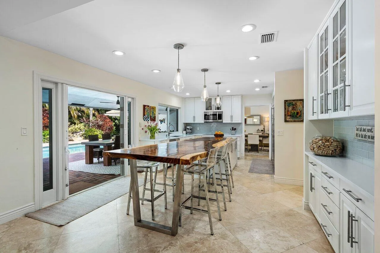 013-3765KingsWay-BocaRaton-FL-33434-SMAL