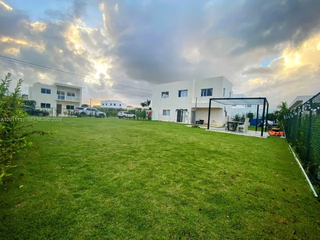 Double Lot