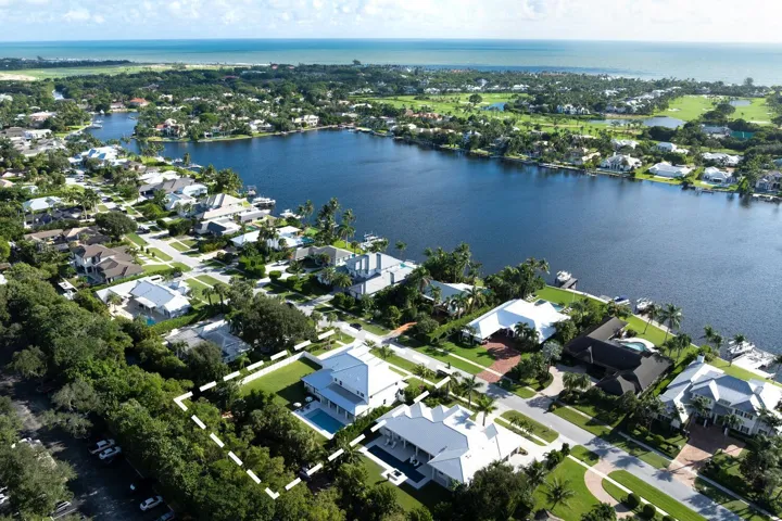 11823 Lake Shore Pl North Palm-large-010