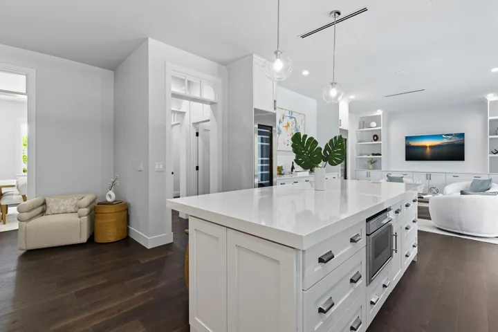 11823 Lake Shore Pl North Palm-large-028