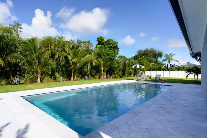 11823 Lake Shore Pl North Palm-large-020