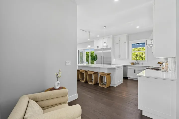 11823 Lake Shore Pl North Palm-large-027