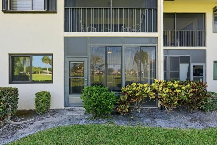 40-web-or-mls-6901_SE_Constitution_Blvd_