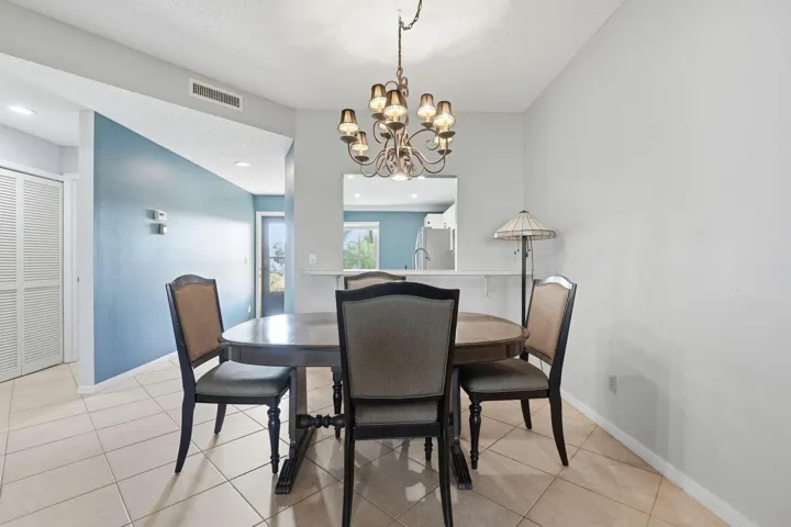 29-web-or-mls-6901_SE_Constitution_Blvd_