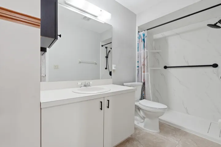15-web-or-mls-6901_SE_Constitution_Blvd_