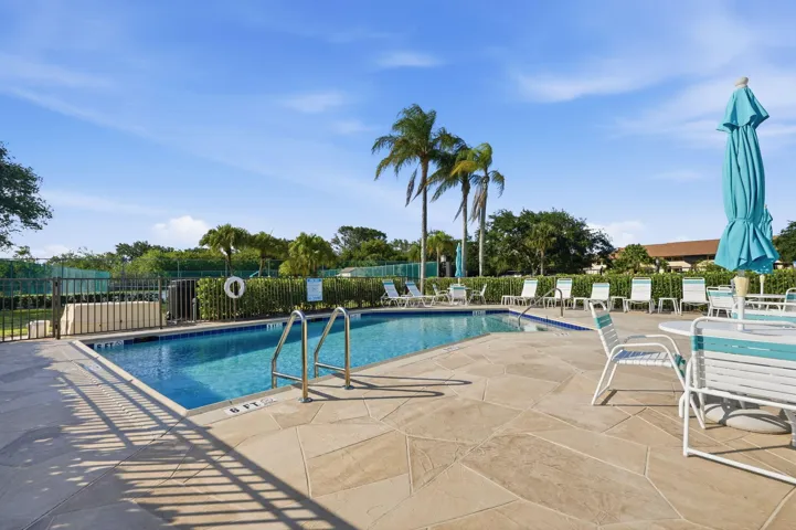 52-web-or-mls-6901_SE_Constitution_Blvd_