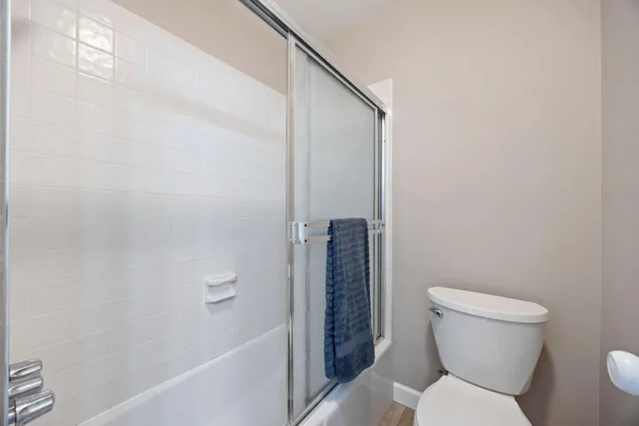 Combo tub/shower