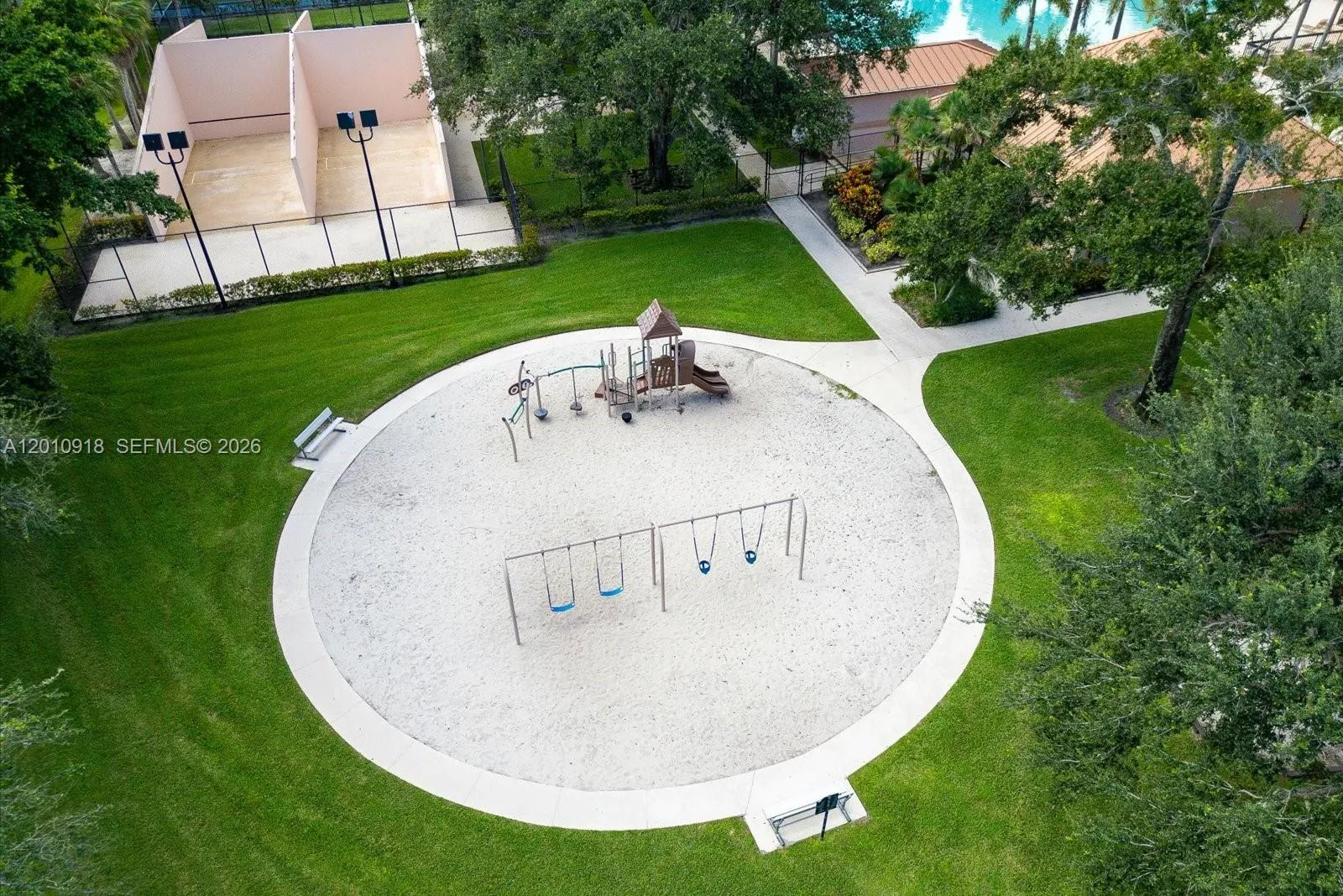 Property photo 24